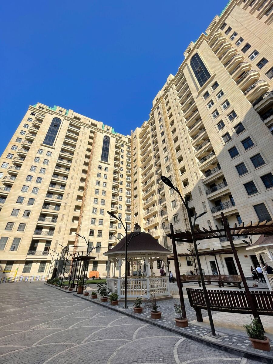 Satılır 4 otaqlı yeni tikili 212 m² — Mənzil, Bakı (3)