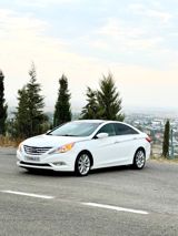 Hyundai Sonata, 2.0 L, 2013 il, 130 000 km — Автомобили