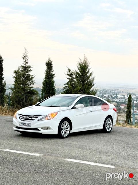 Hyundai Sonata, 2.0 L, 2013 il, 130 000 km