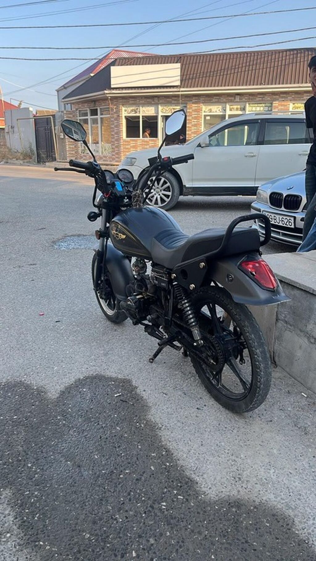 Motonun bidene arxa tormuzu yoxdu kredite bartere verilmir senedide — Avto, Xırdalan (4)