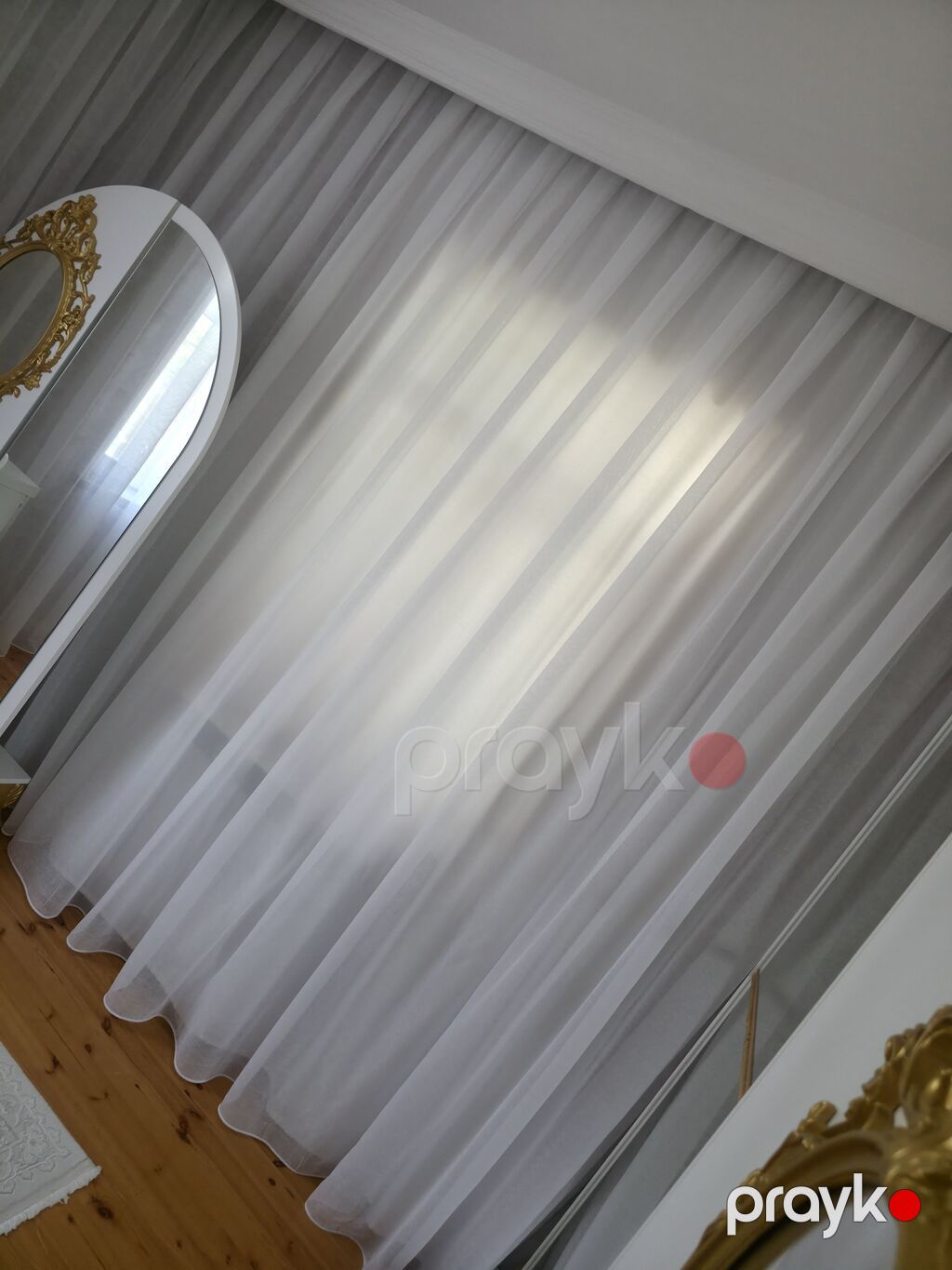 Təzədir. Hündürlüyü 2.80 eni 8 metr 4 metrlik karnizə tikilib — Mallar, Digah