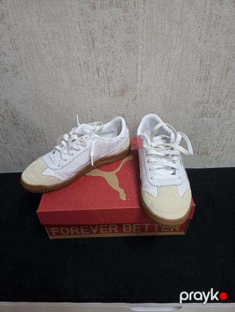Ölçü: 38 Original. Bir dəfə geyinilib. PUMA idman ayaqqabısı. Təhvil -