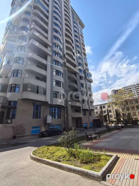 Satılır 3 otaqlı yeni tikili 165 m²
