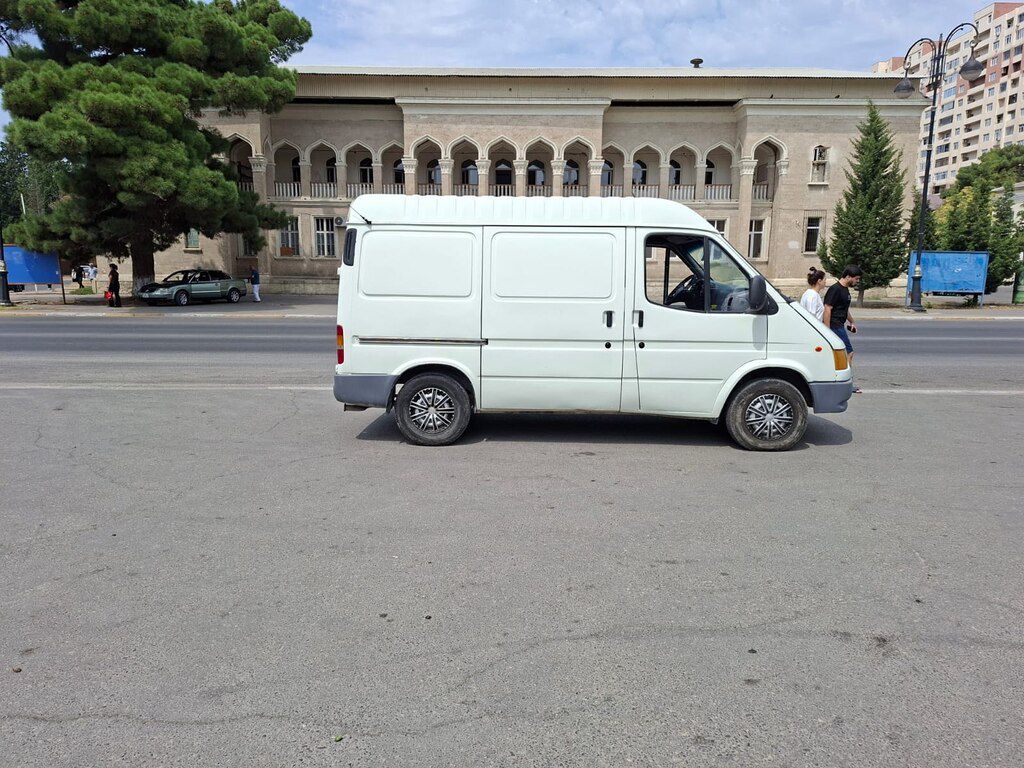 Ford Transit, 2.5 L, 1999 il, 367 450 km — Avtomobillər, Sumqayıt (4)