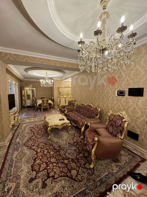 Satılır 3 otaqlı yeni tikili 160 m²