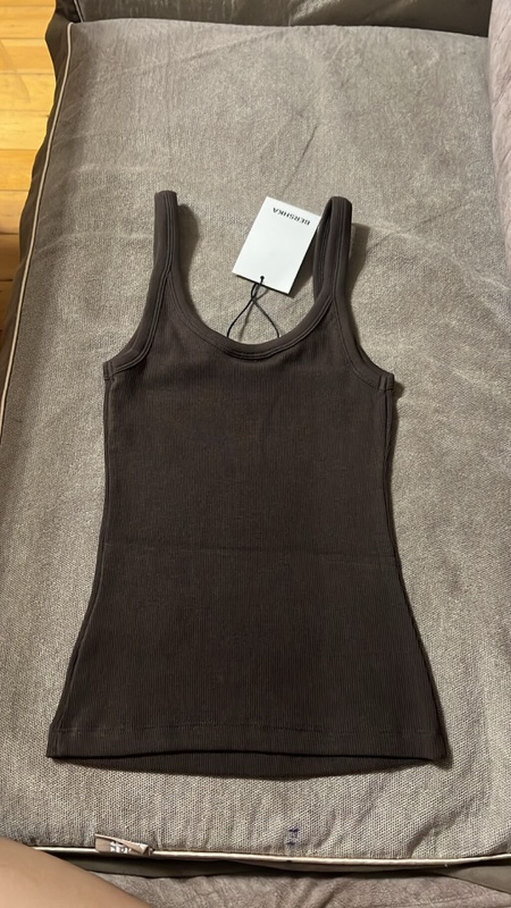 Bershka dan alınıb. Heç geyinilməyib, etiketi bele üstündədir. S — Şəxsi əşyalar, Sumqayıt (2)