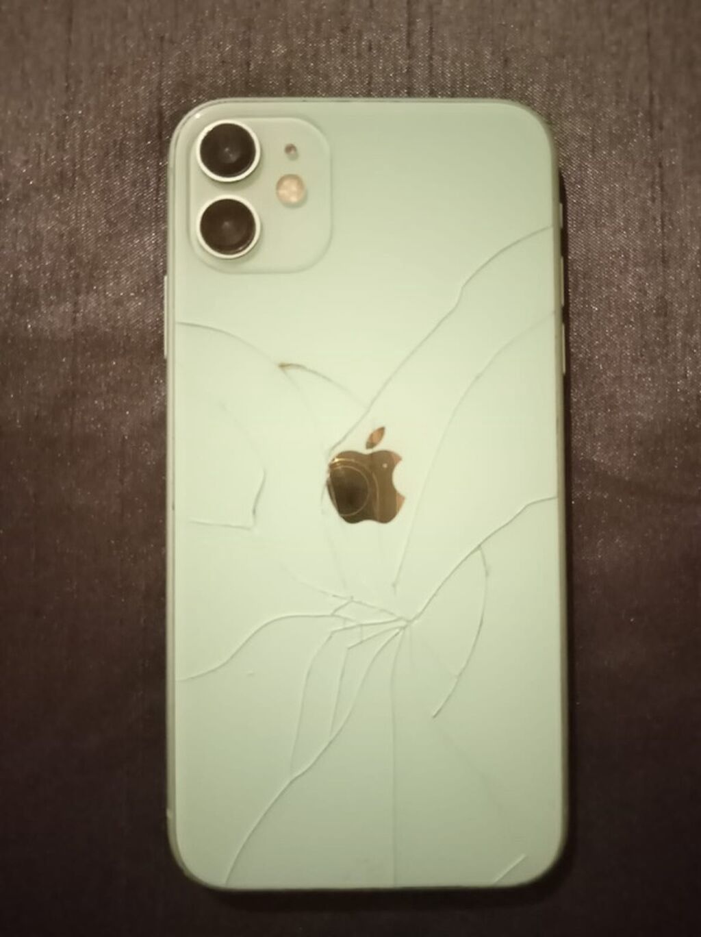 IPhone 11, Yaşıl, Qırıq