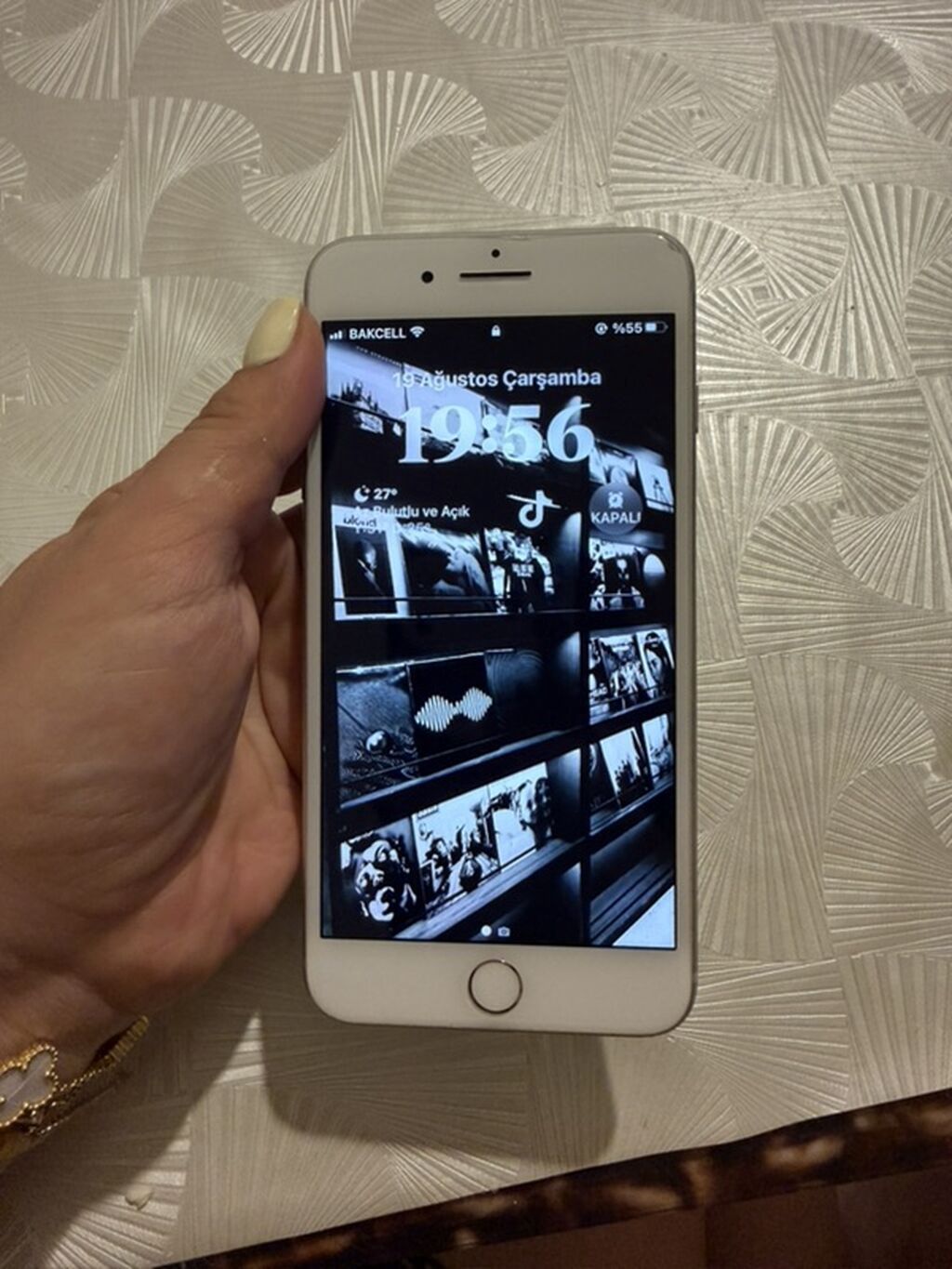 IPhone 8 Plus, Gümüşü