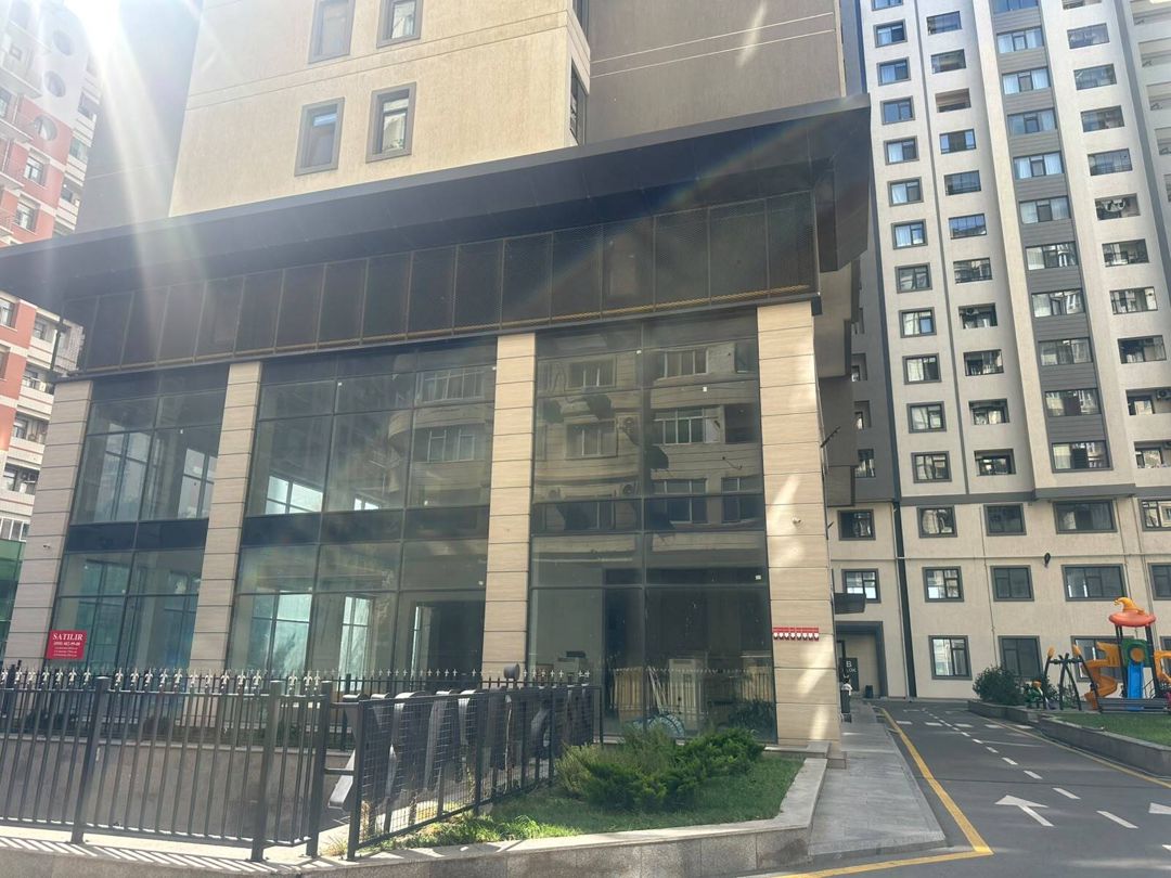 Satılır obyekt 1590 m² — Əmlak, Bakı (2)