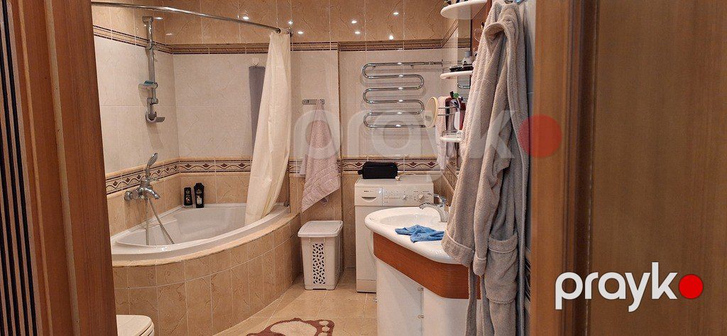 Satılır 4 otaqlı köhnə tikili 145 m² — Mənzil, Bakı (7)