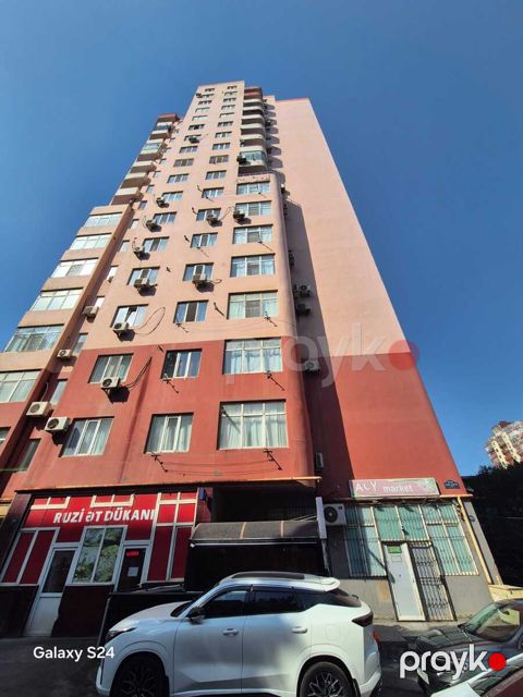 Satılır 3 otaqlı yeni tikili 120 m²