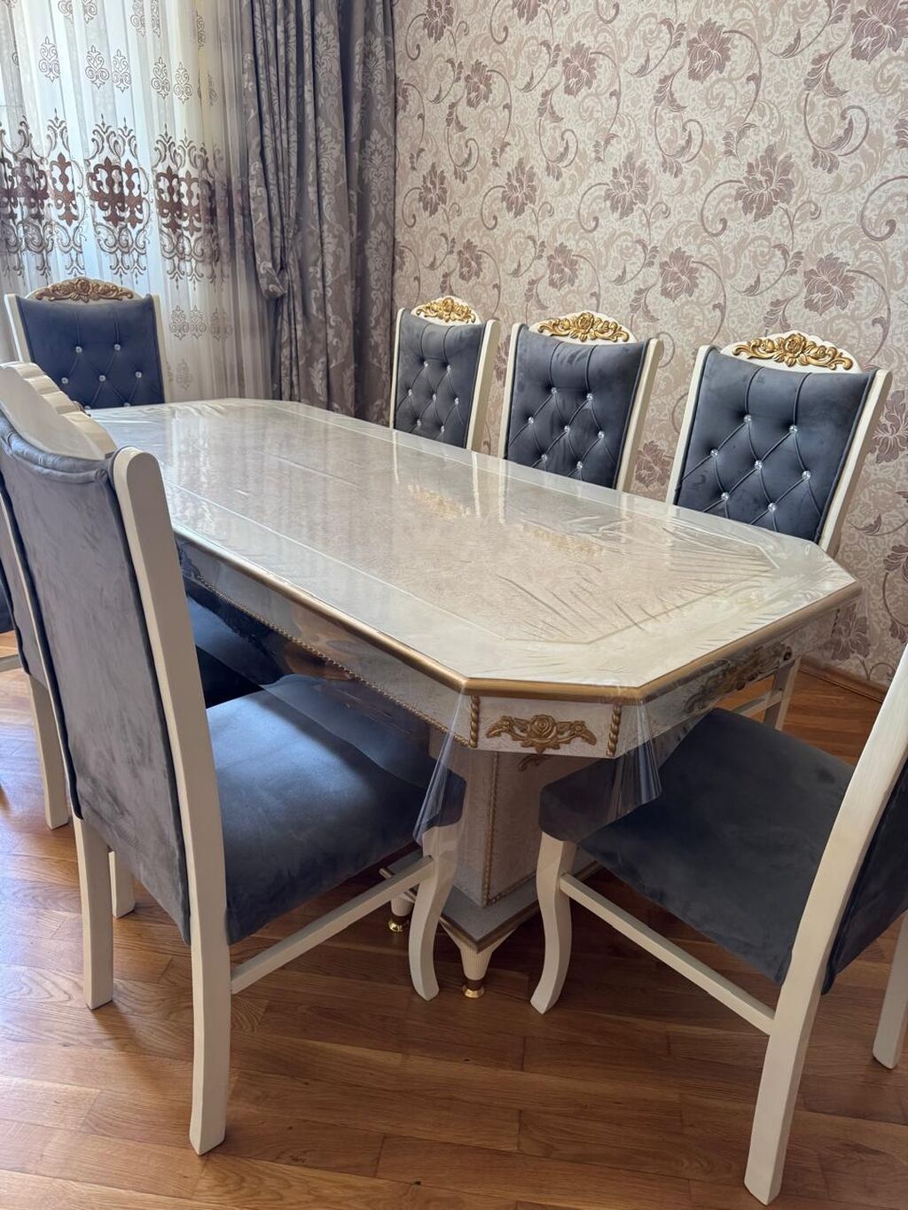 Klassik üslubda yemək otağı dəsti - Komplekt: 1 masa + 6 stul - — Mebel, Masazır (2)