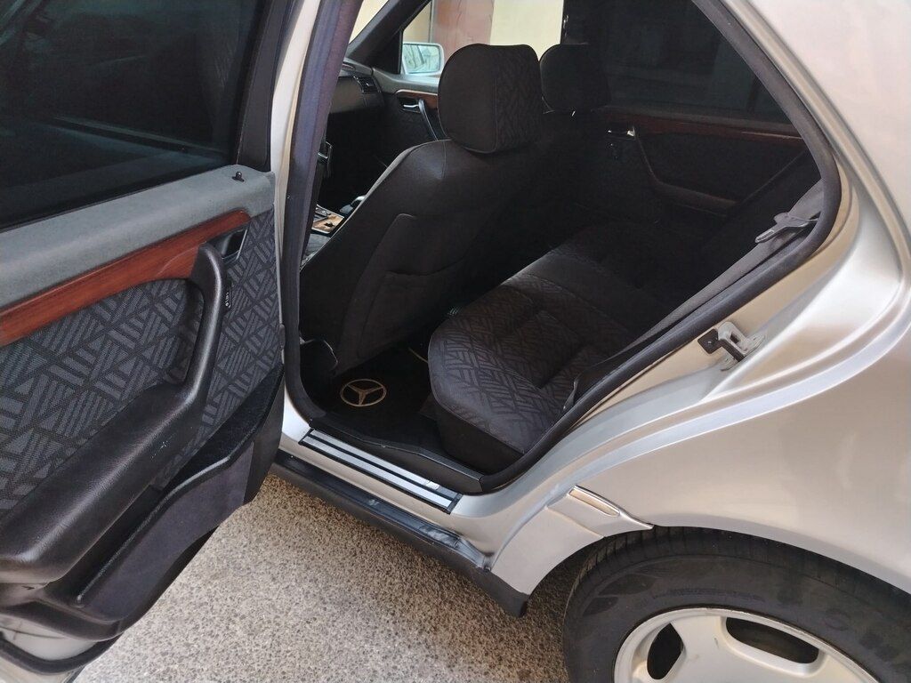 Mercedes C 220, 2.2 L, 1994 il, 326 000 km — Avtomobillər, Bakı (7)
