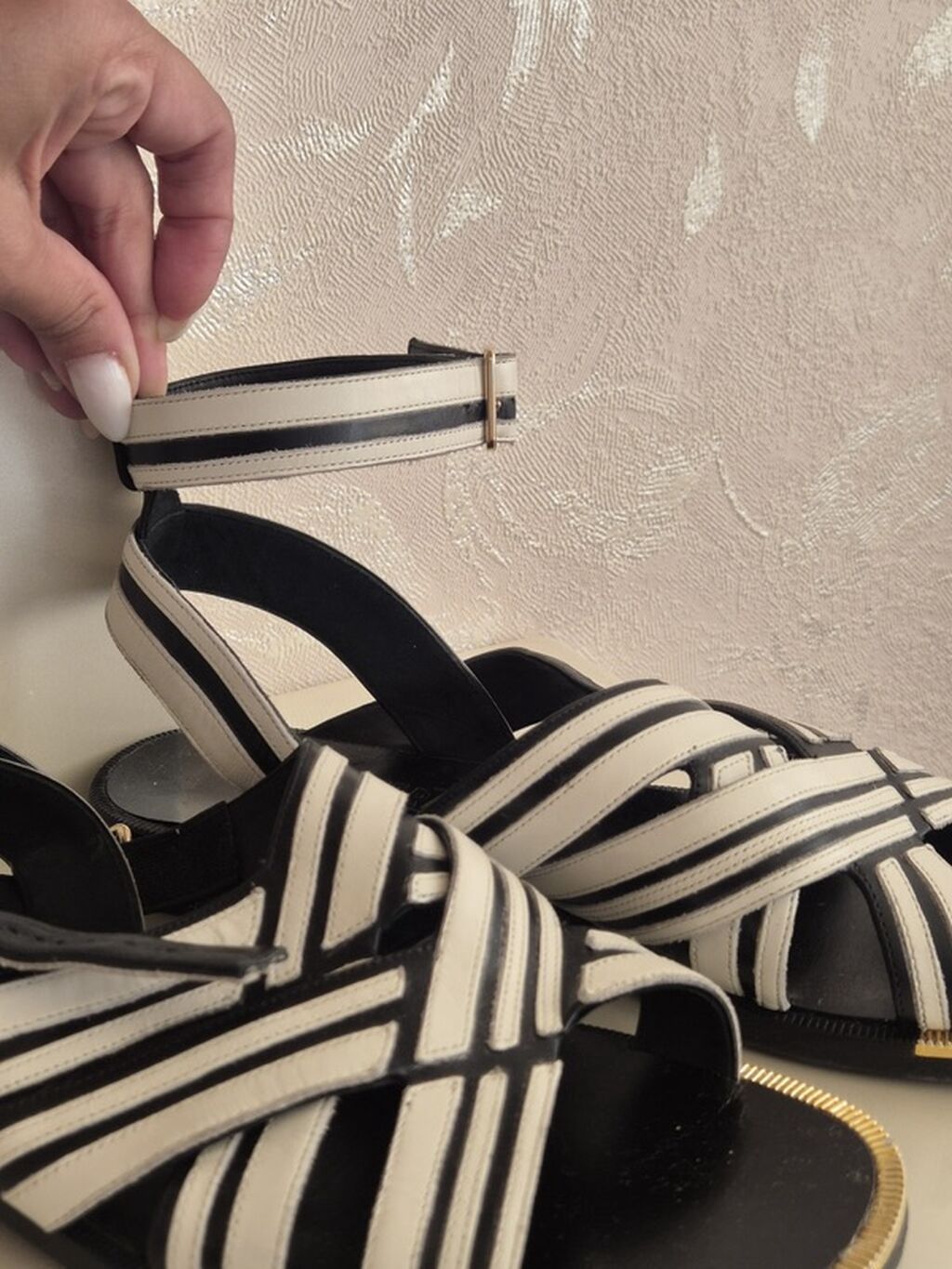 Oginal Salvatore Ferragamo dəri sandal — Şəxsi əşyalar, Bakı (2)