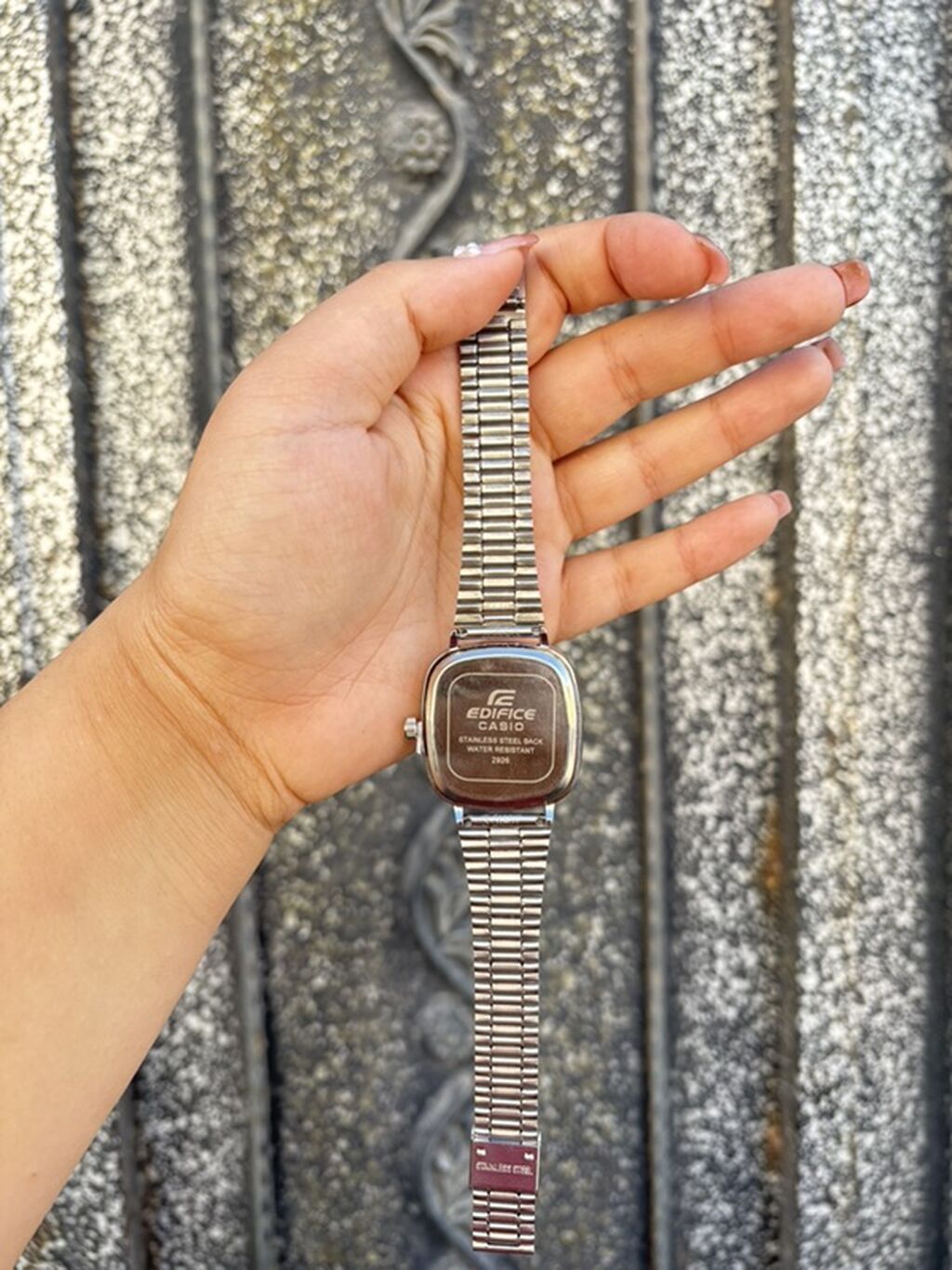 Casio Edifice kişi/qadın qol saatı - Korpus: paslanmayan polad - Arxa — Qol saatları, Digah