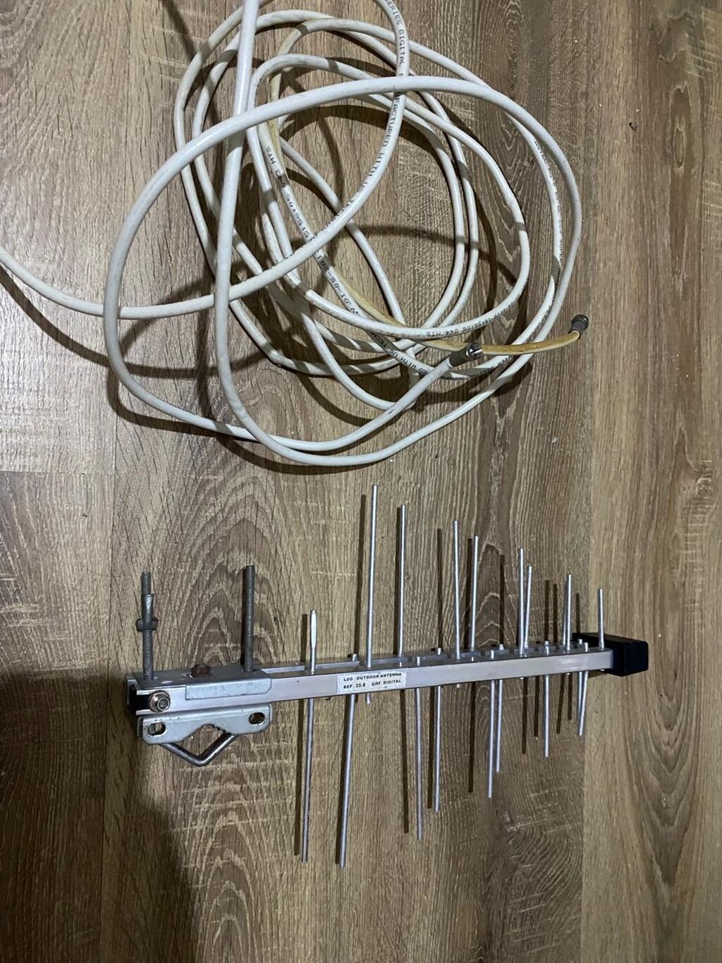 LOG Outdoor Antenna – RF 20K UHF Digital. Az işlenib tam problemsiz ve — TV və Video, Bakı (2)