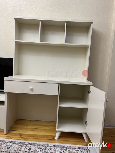 Düz masa, Stulsuz, Polkalı, Siyirməli, MDF — Xırdalan