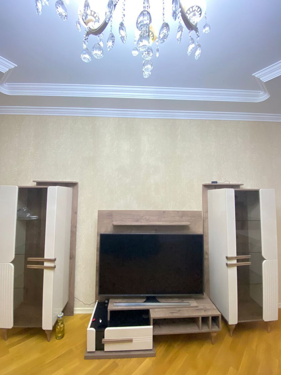İcarəyə verilir 4 otaqlı yeni tikili 180 m² — Mənzil, Bakı (4)
