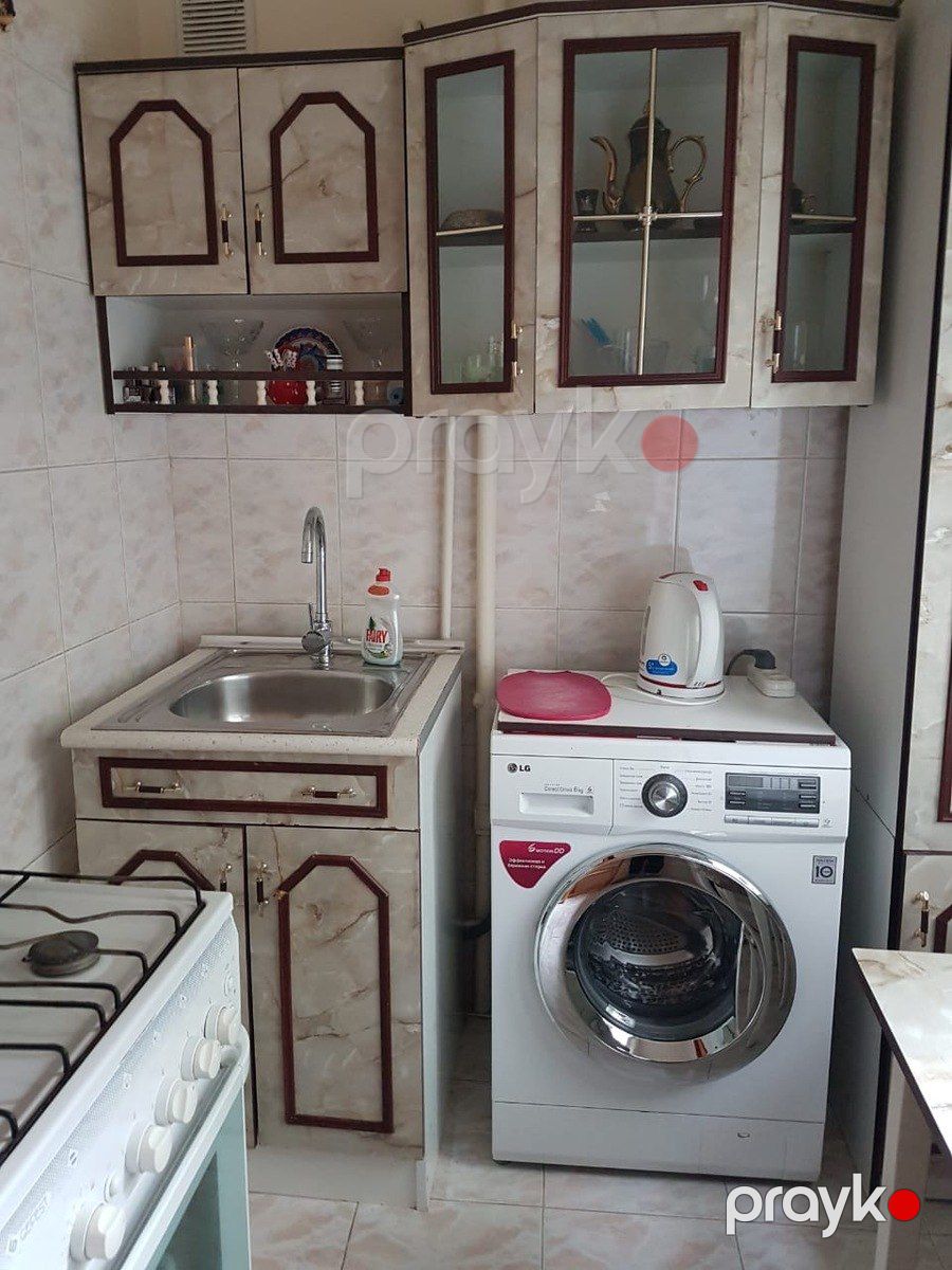 Satılır 2 otaqlı köhnə tikili 50 m² — Mənzil, Bakı (8)