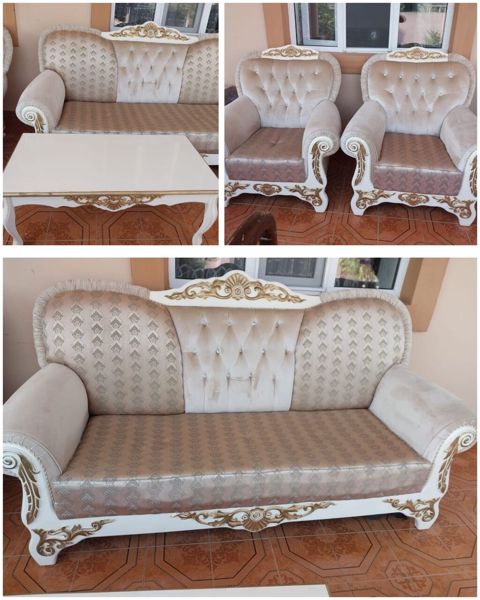 Divan kreslo dəstijurnalnı daxilsatılır 350₼.3 ayındı. Ünvan