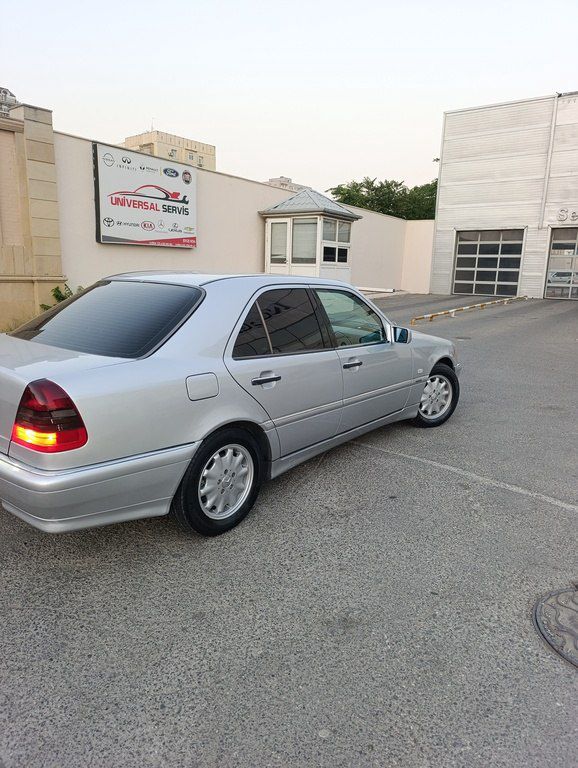 Mercedes C 240, 2.4 L, 1998 il, 286 000 km — Avtomobillər, Bakı (10)