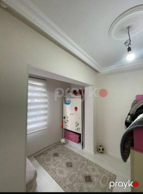 Satılır 3 otaqlı köhnə tikili 65 m²