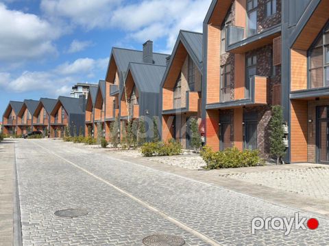 Satılır 4 otaqlı həyət evi/bağ evi 275 m²