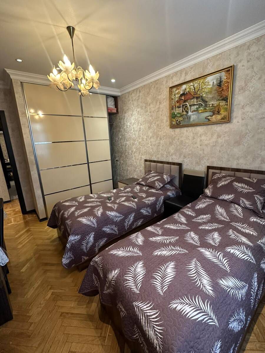 Satılır 4 otaqlı köhnə tikili 115 m² — Mənzil, Bakı (7)