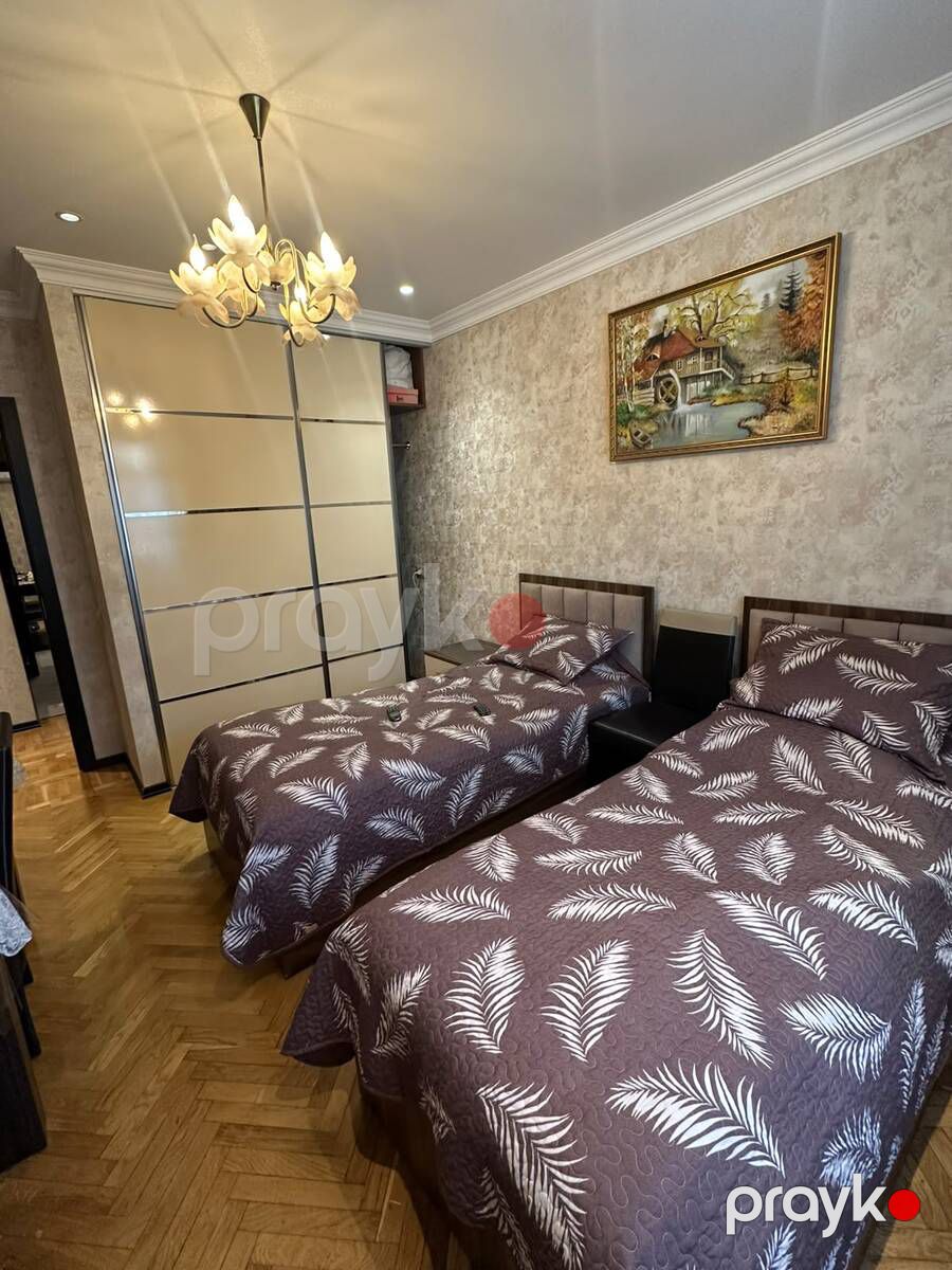 Satılır 4 otaqlı köhnə tikili 115 m² — Mənzil, Bakı (7)