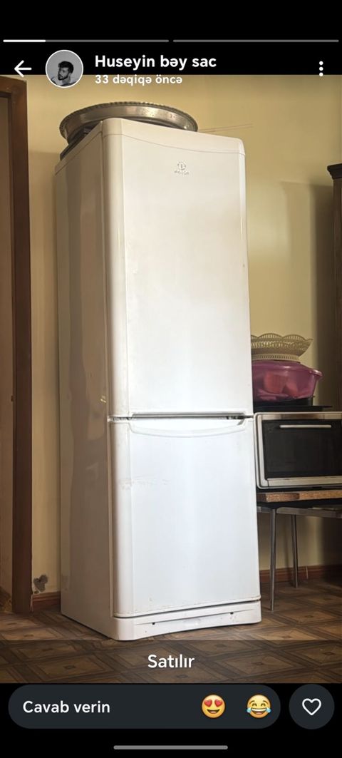 Soyuducu – Indesit, 2 qapılı (yuxarıda soyuducu bölməsi, aşağıda — Masazır