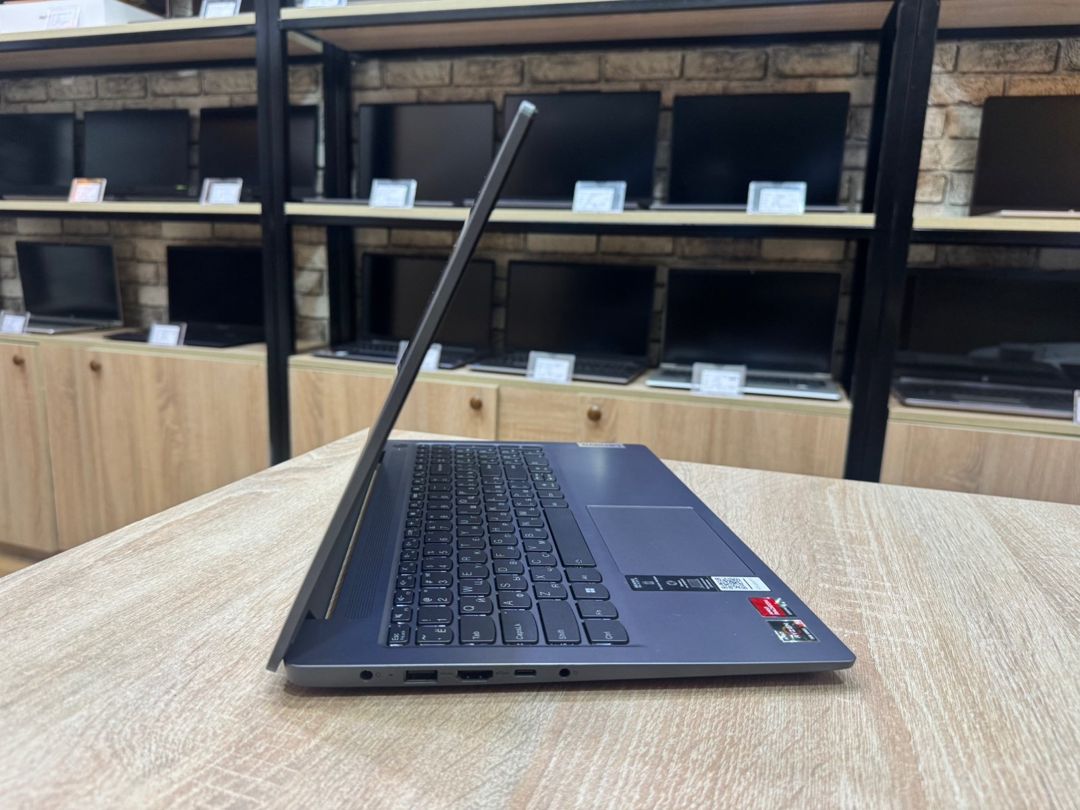 Lenovo IdeaPad Slim 3i — Elektronika, Bakı (4)