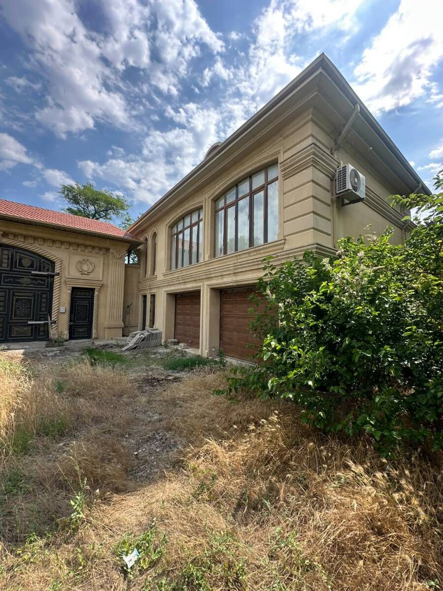 Satılır 8 otaqlı həyət evi/bağ evi 1850 m² — Ev, villa, Bakı (4)