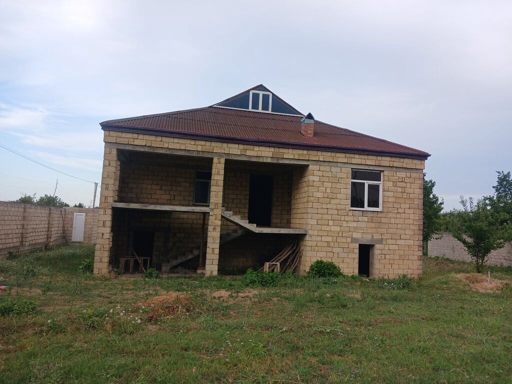 4 otaqlı, 115 kv. m, Kredit yoxdur, Təmirsiz