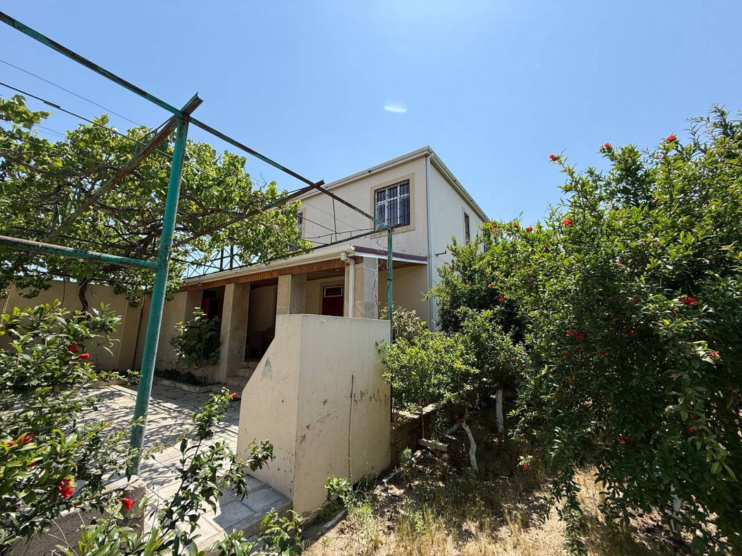 Satılır 4 otaqlı həyət evi/bağ evi 200 m² — Ev, villa, Bakı (9)