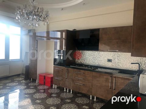 İcarəyə verilir 4 otaqlı yeni tikili 220 m² — Bakı