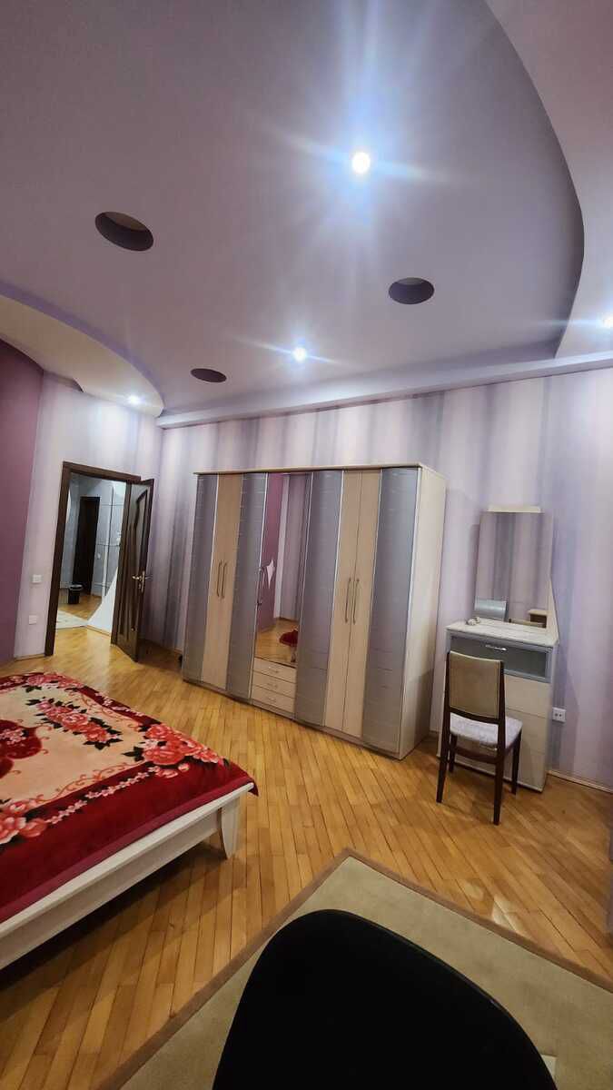 İcarəyə verilir 5 otaqlı yeni tikili 200 m² — Mənzil, Bakı (9)