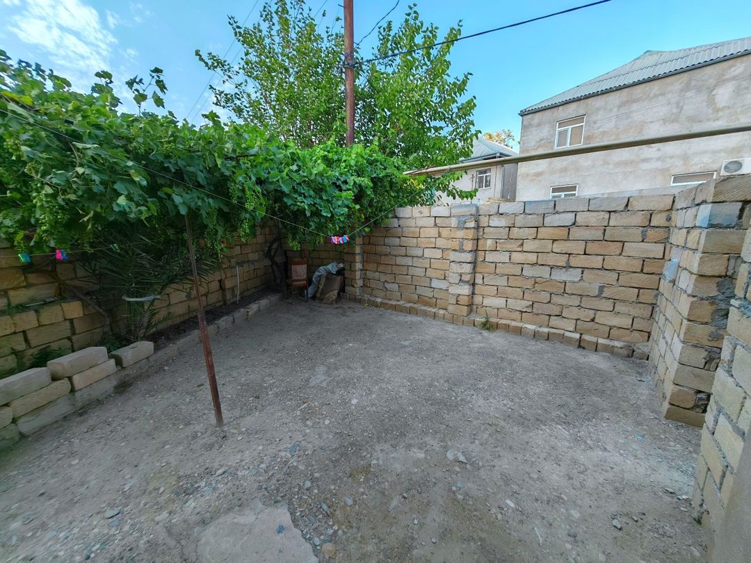 Həyət evi, Lökbatan qəs. — Ev, villa, Bakı (3)