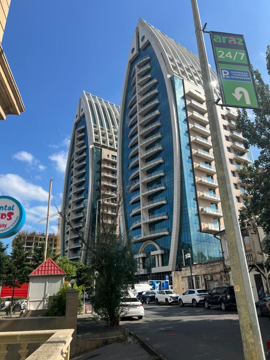 Satılır 4 otaqlı yeni tikili 193 m² — Mənzil, Bakı