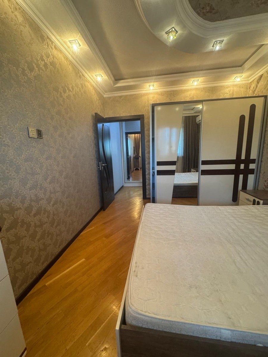 Satılır 2 otaqlı köhnə tikili 65 m² — Mənzil, Bakı (9)