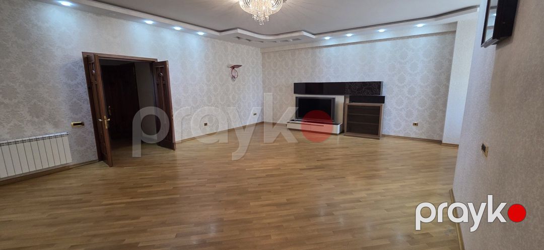 Satılır 4 otaqlı yeni tikili 200 m² — Mənzil, Bakı (2)