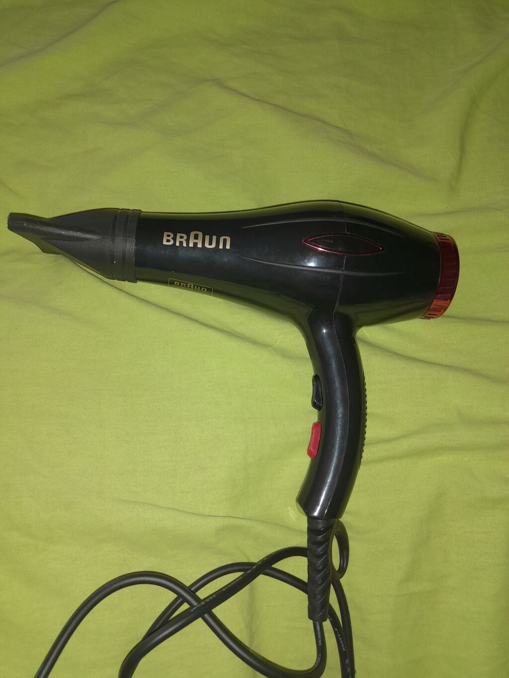 Braun saç fenı - Marka/model: Braun saç quruducu - Konsentrator
