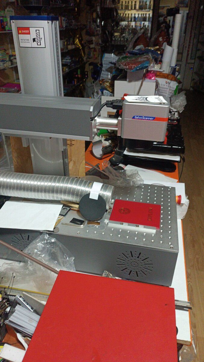 Fiber lazer yazı sifarişi — Mallar, Bakı