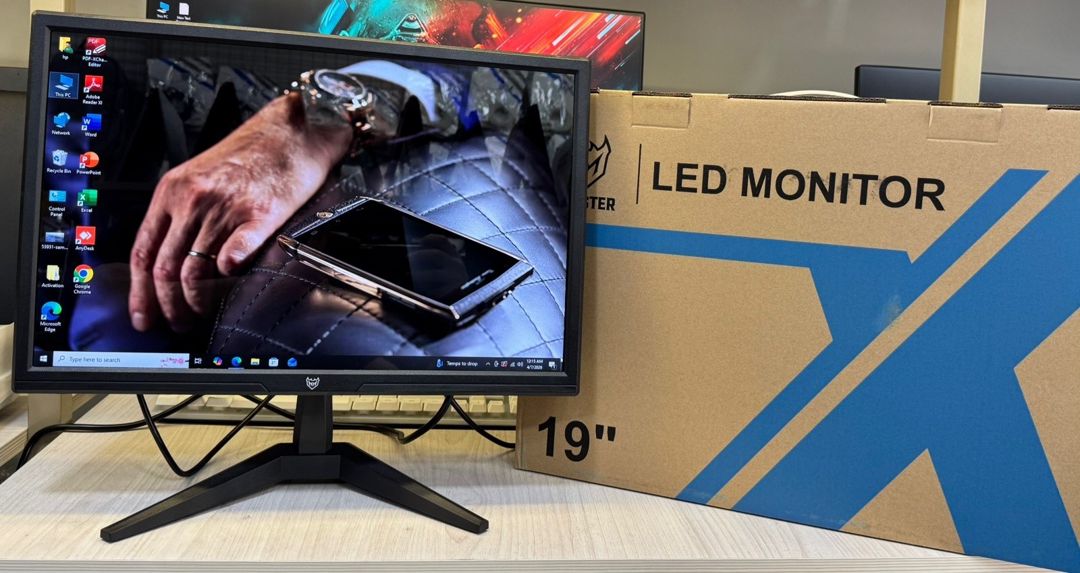Monitor 19 — Elektronika, Bakı (4)