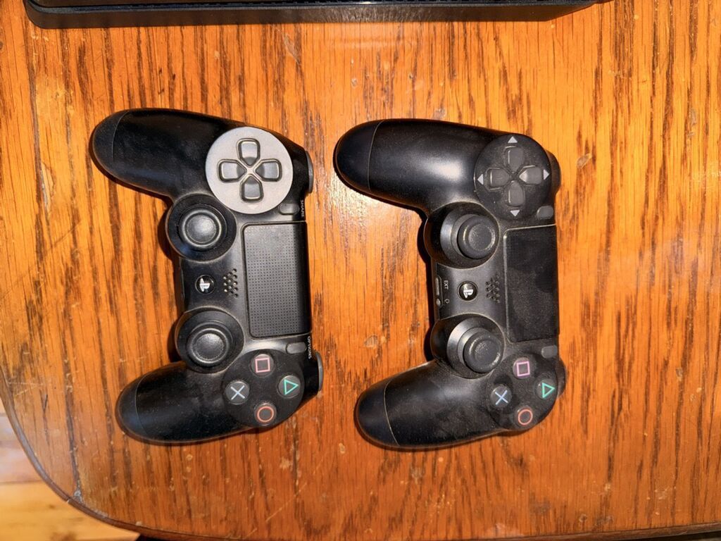 PlayStation 4 oyun konsolu dəsti. Dəstə şəkildə görünənlər daxildir — Elektronika, Digah (3)