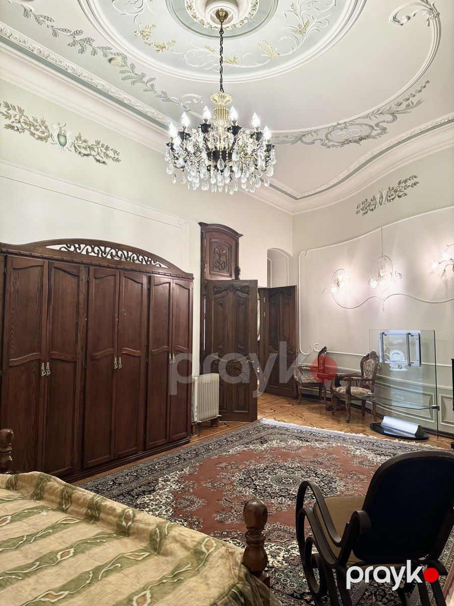 İcarəyə verilir 3 otaqlı köhnə tikili 231 m² — Mənzil, Bakı (2)