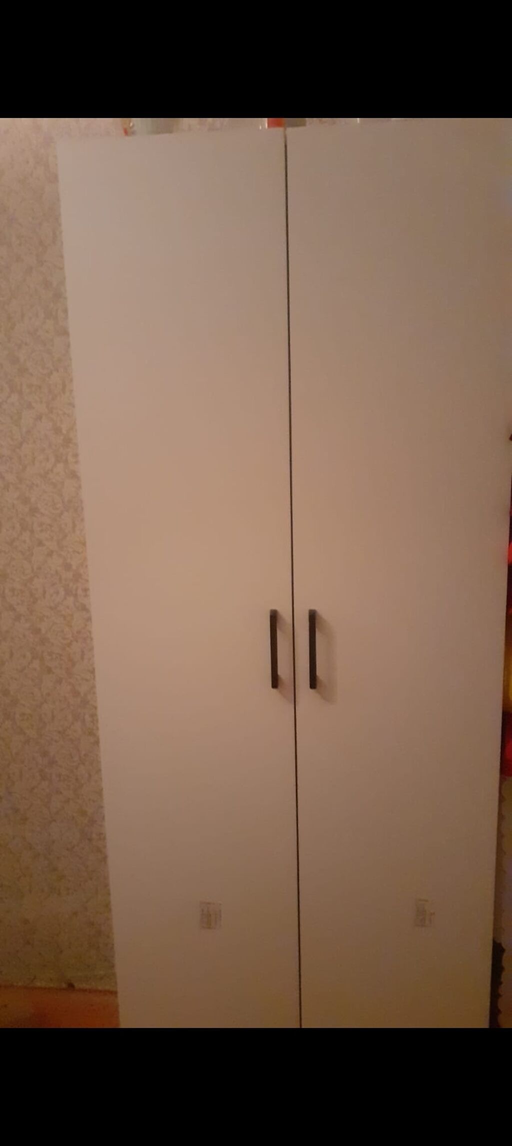 İkiqapılı paltar dolabı - Rəng: ağ, minimal dizayn - Material — Mebel, Xırdalan
