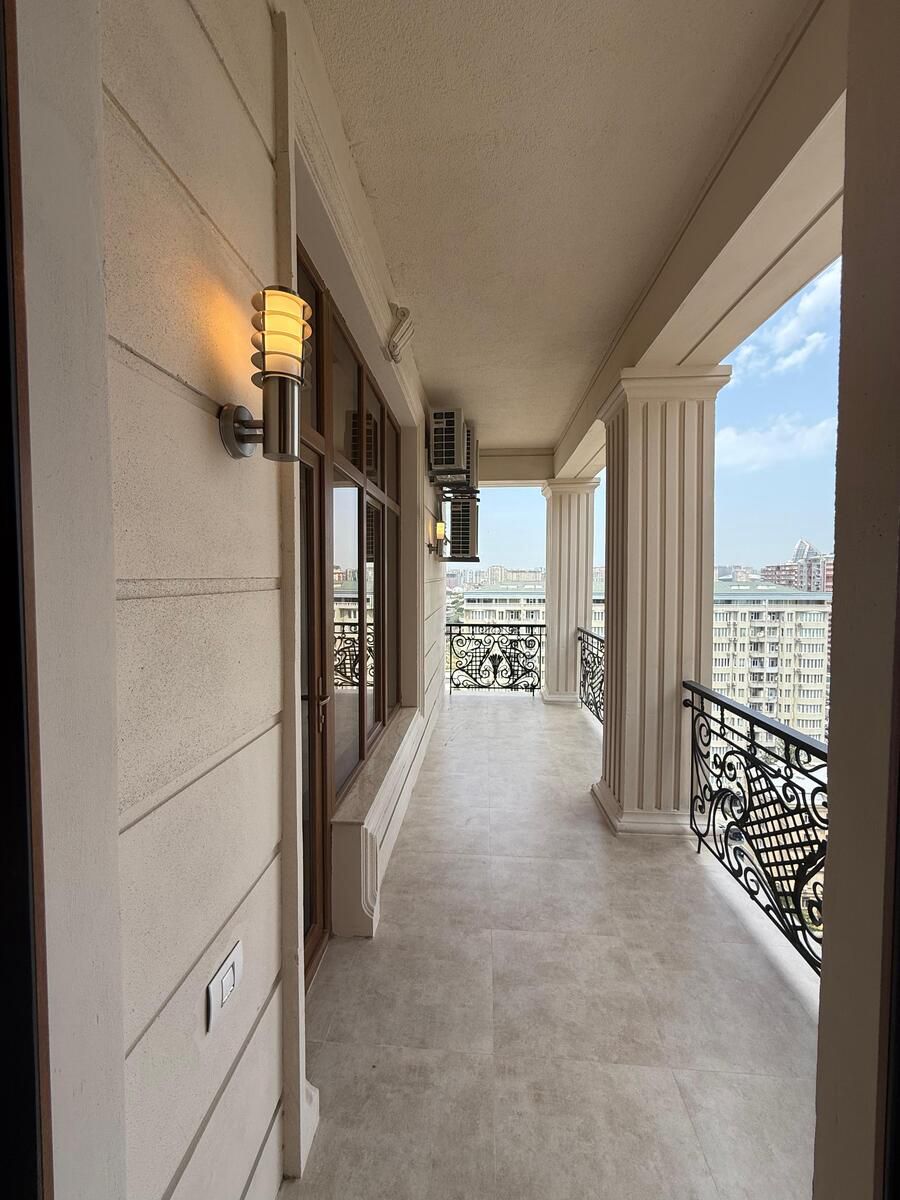 Satılır 4 otaqlı yeni tikili 240 m² — Mənzil, Bakı (4)