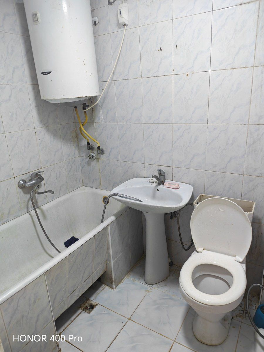 İcarəyə verilir 2 otaqlı köhnə tikili 46 m² — Mənzil, Bakı (3)