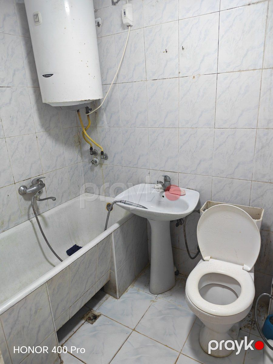 İcarəyə verilir 2 otaqlı köhnə tikili 46 m² — Mənzil, Bakı (3)