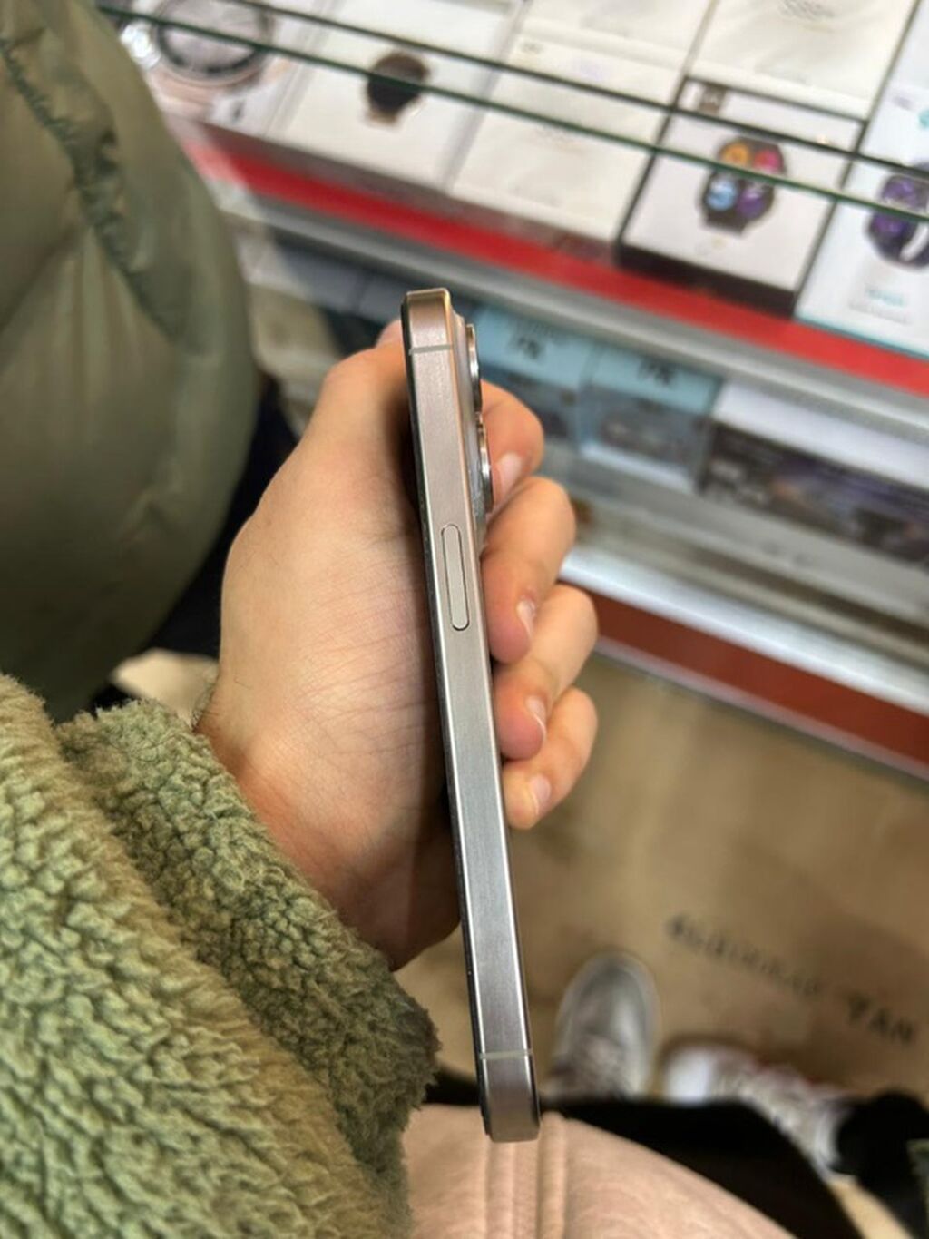 IPhone 15 Pro, 128 GB, Gümüşü, Qırıq — Apple iPhone, Qobu (4)